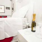 ベッド・アンド・ブレックファスト B＆b デル マッシモ パレルモ